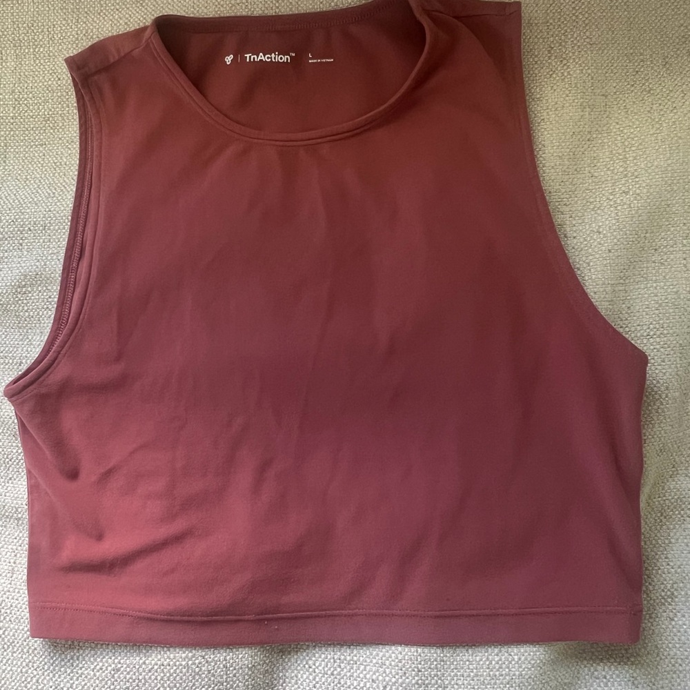 Aritzia Tna Burgundy Sleeveless Crop Top